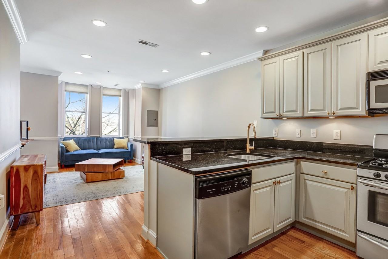 234 N St Nw #3 - Photo 7 of 25