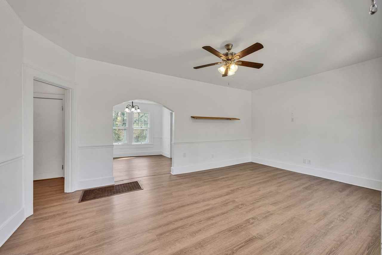 156 Greens Lake Rd - Photo 5 of 34