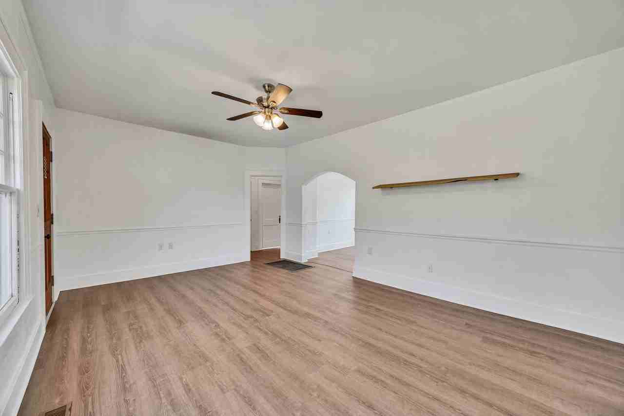 156 Greens Lake Rd - Photo 6 of 34