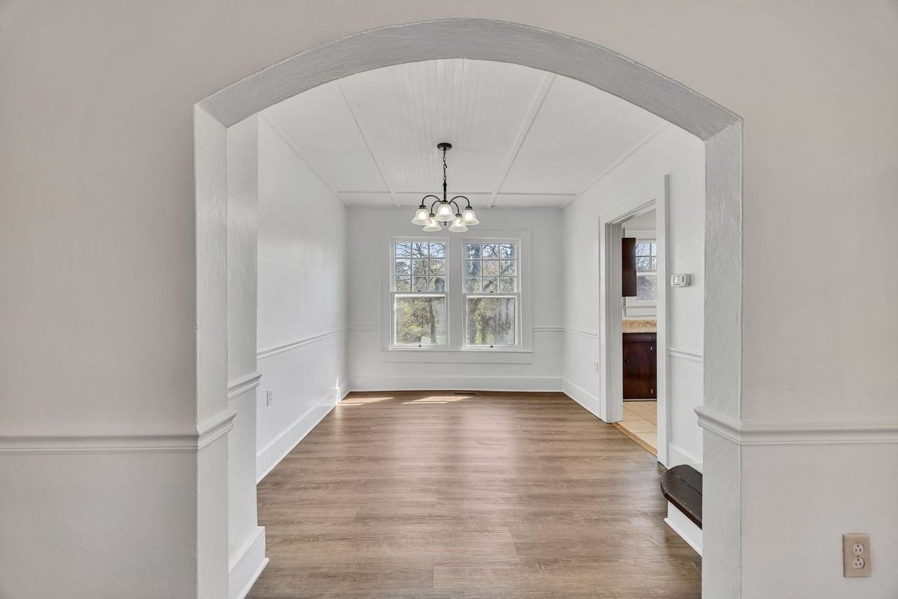 156 Greens Lake Rd - Photo 7 of 34