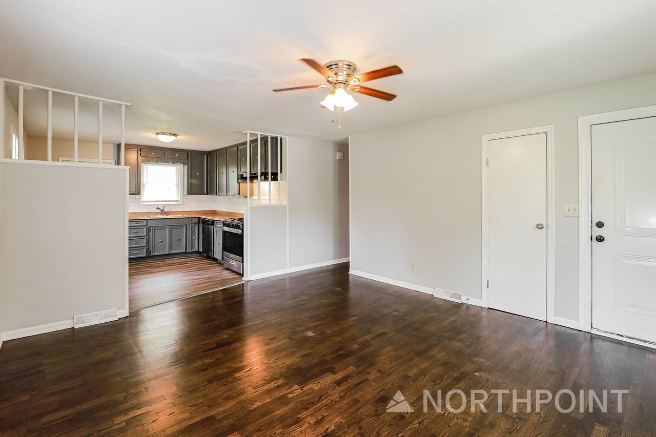 7937 N Jefferson St - Photo 3 of 16