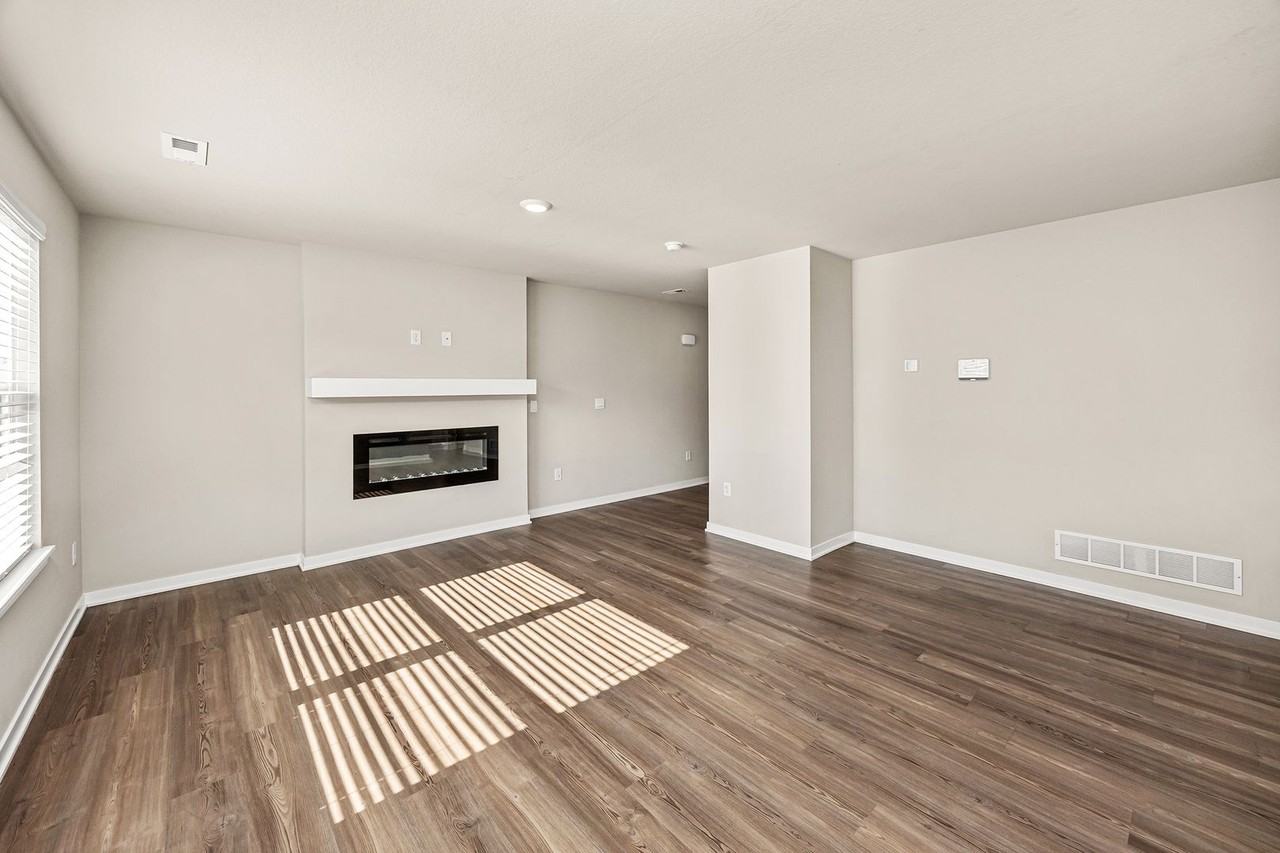 2578 Se Morningdew Dr - Photo 3 of 21