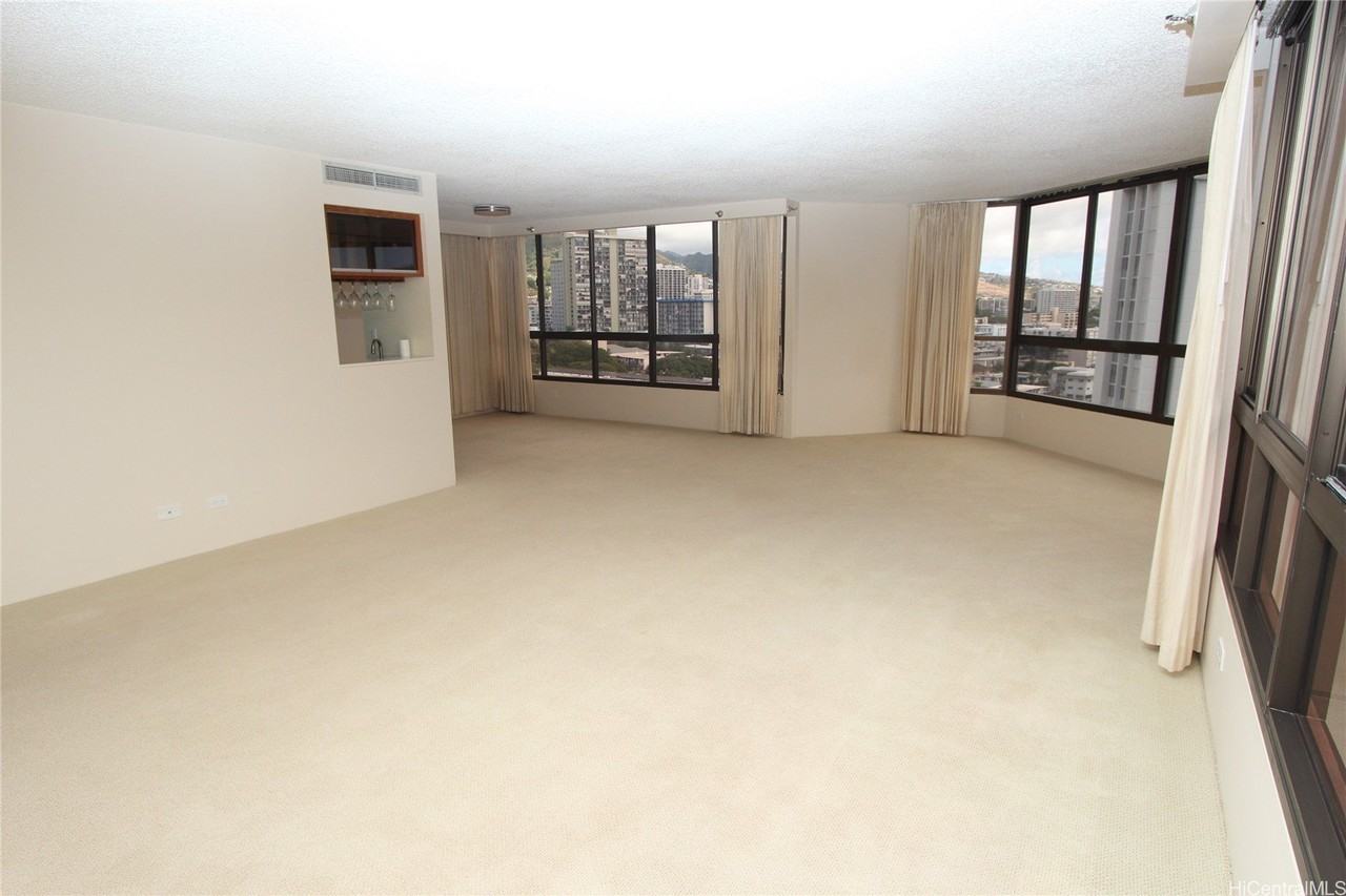1050 Lunalilo St - Photo 2 of 18