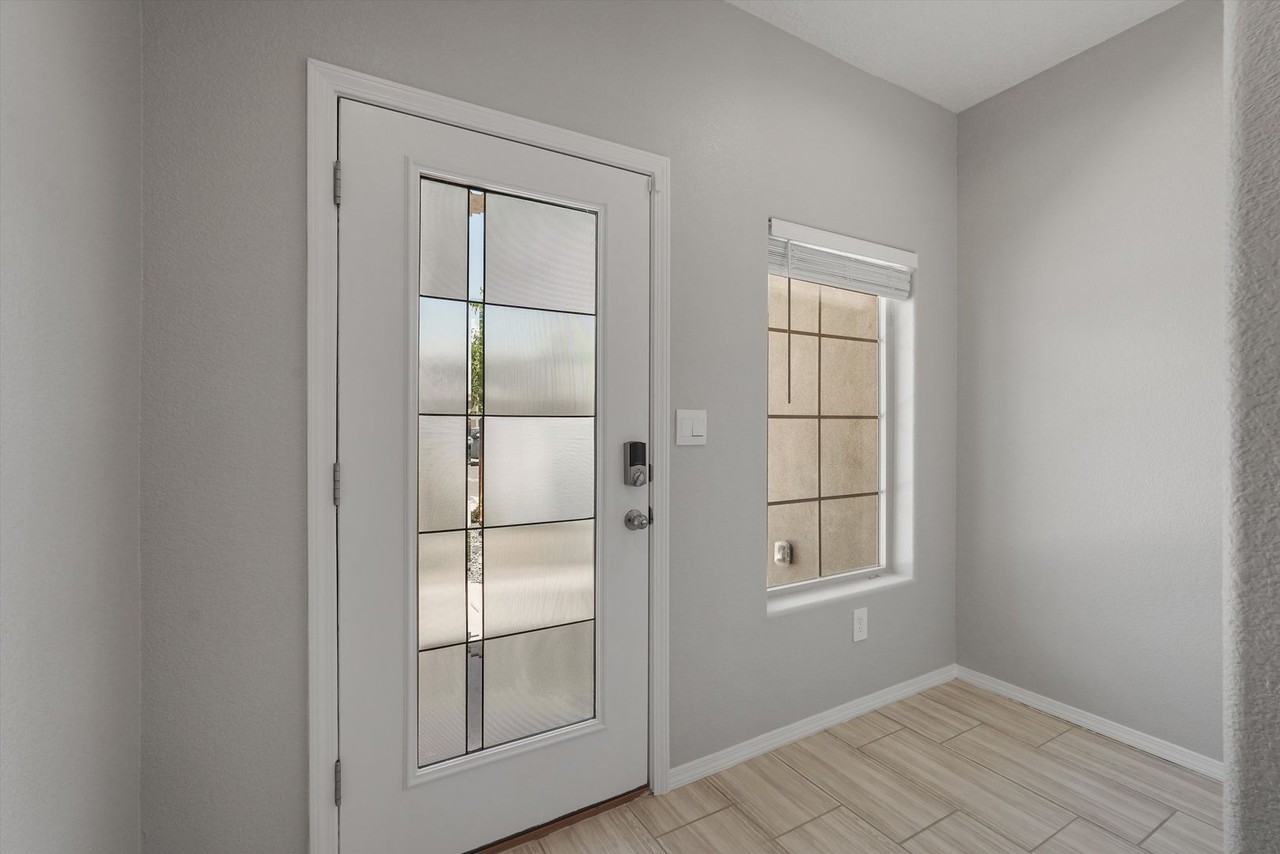 3205 Tazanita Loop Se - Photo 5 of 39