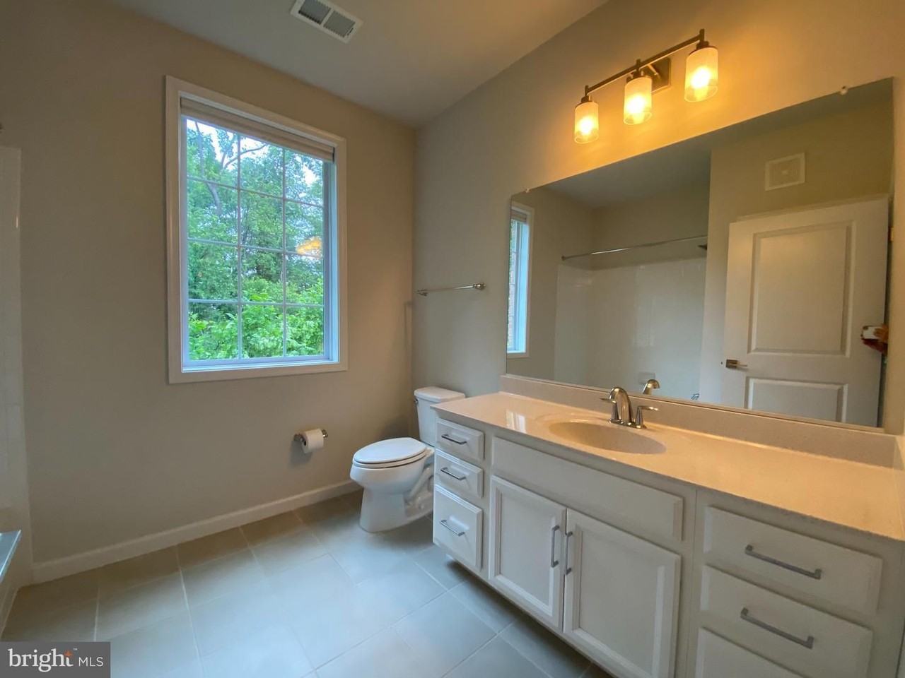 23215 Milltown Knoll Sq - Photo 3 of 7