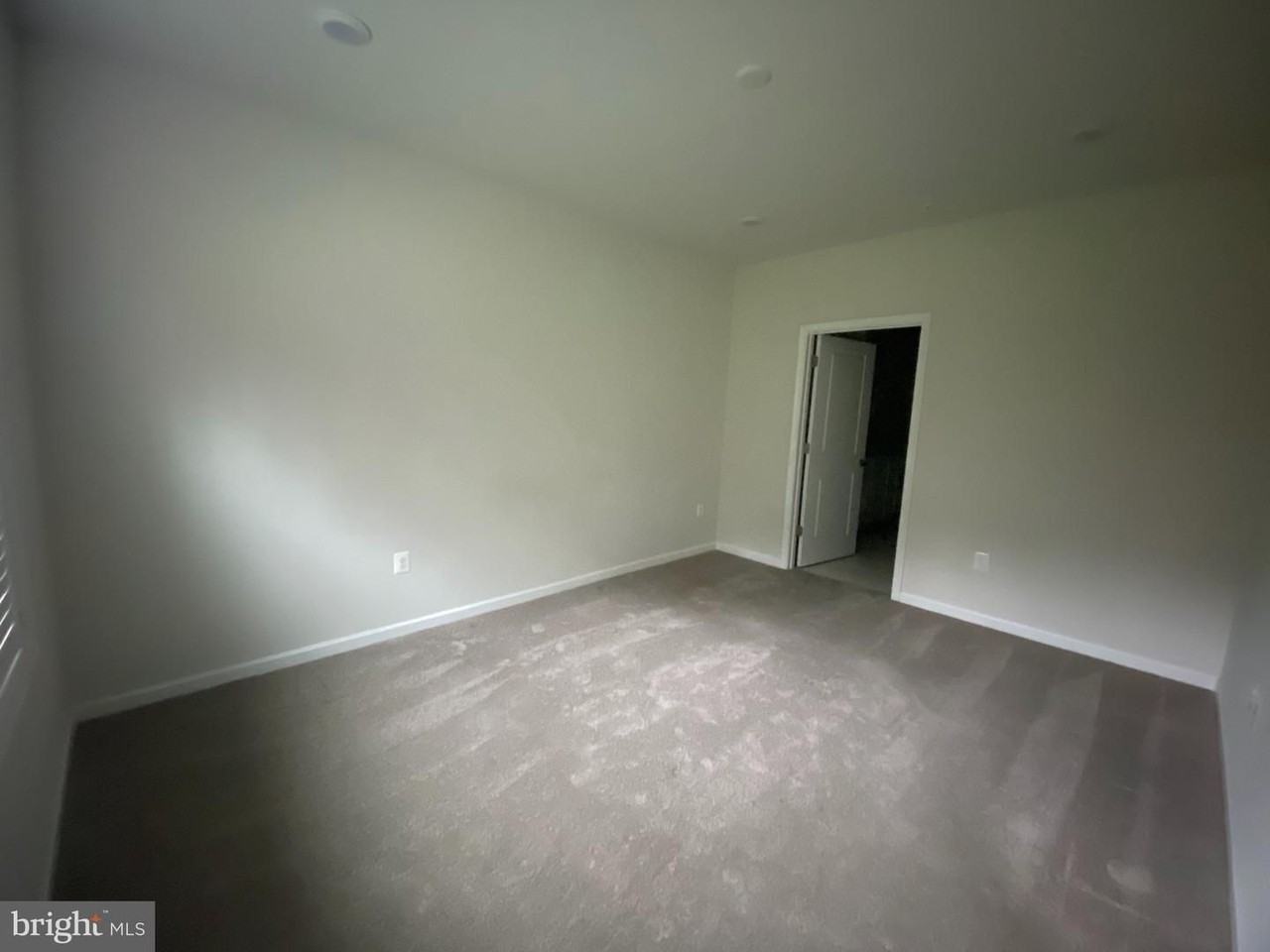 23215 Milltown Knoll Sq - Photo 5 of 7