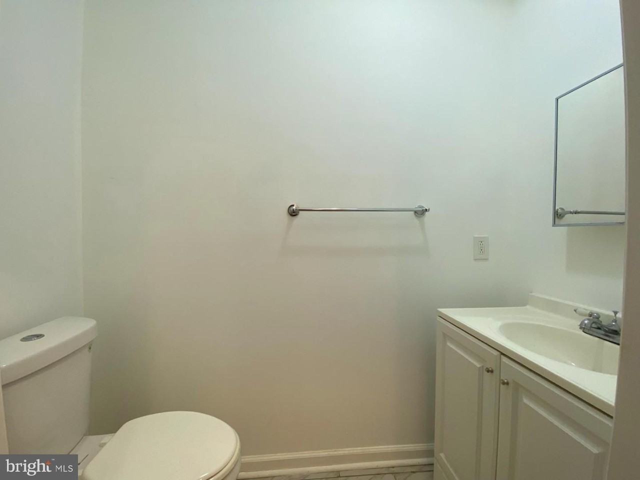2510 Manton St - Photo 4 of 10