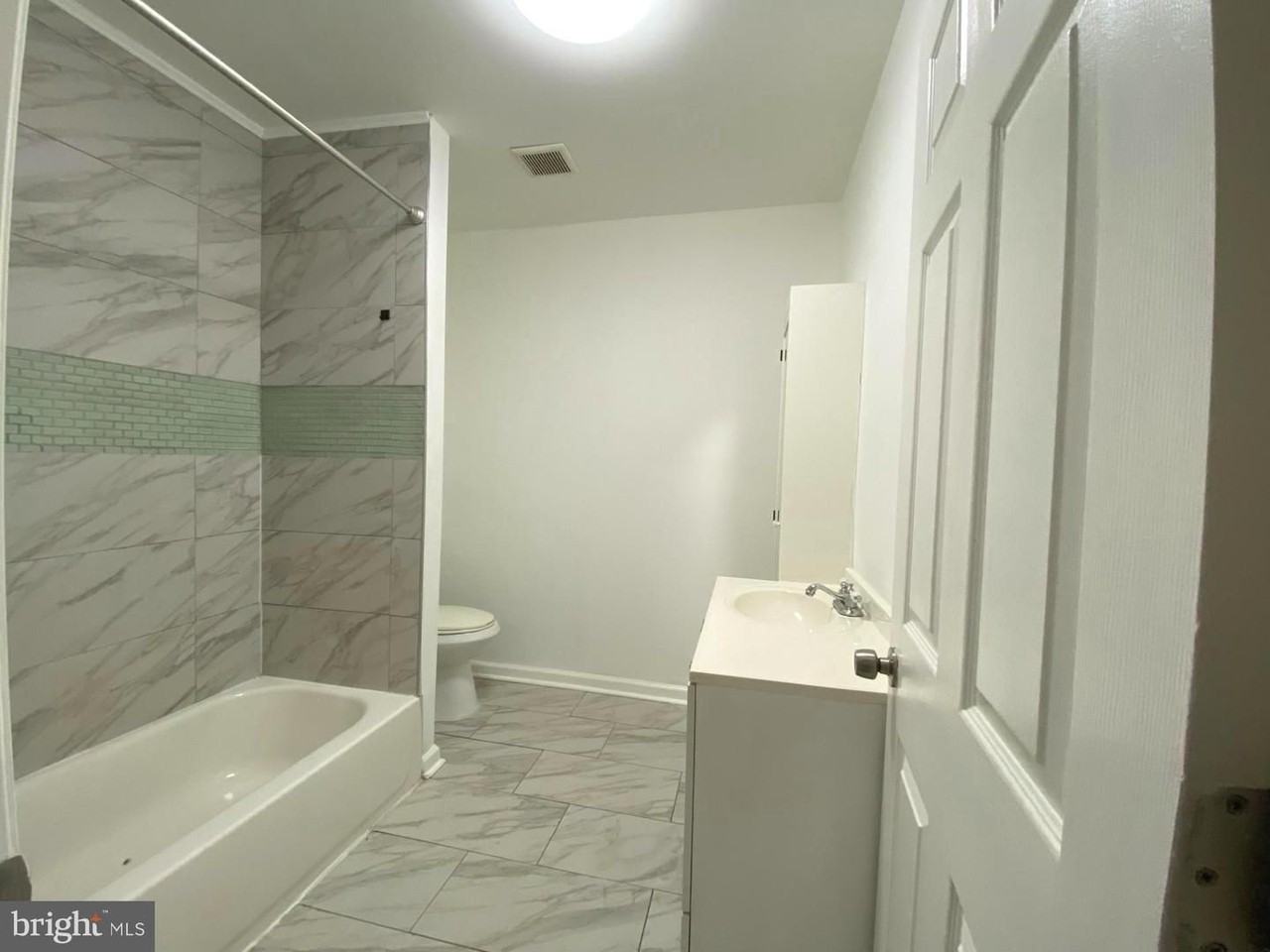 2510 Manton St - Photo 5 of 10