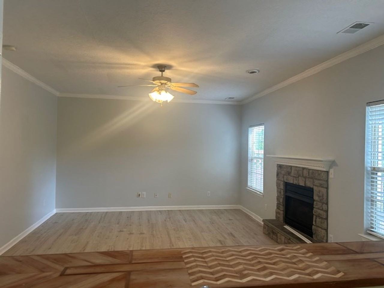 2709 Michelle Park - Photo 2 of 27