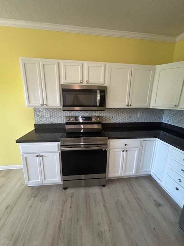 2709 Michelle Park - Photo 5 of 27