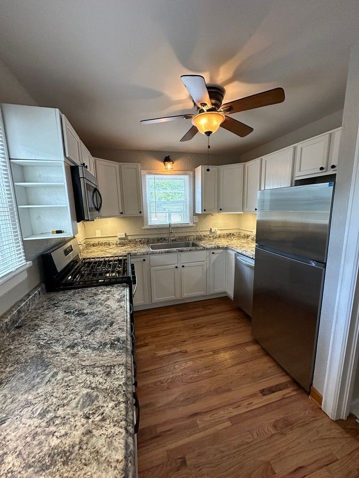 1714 Logan Ave - Photo 7 of 16