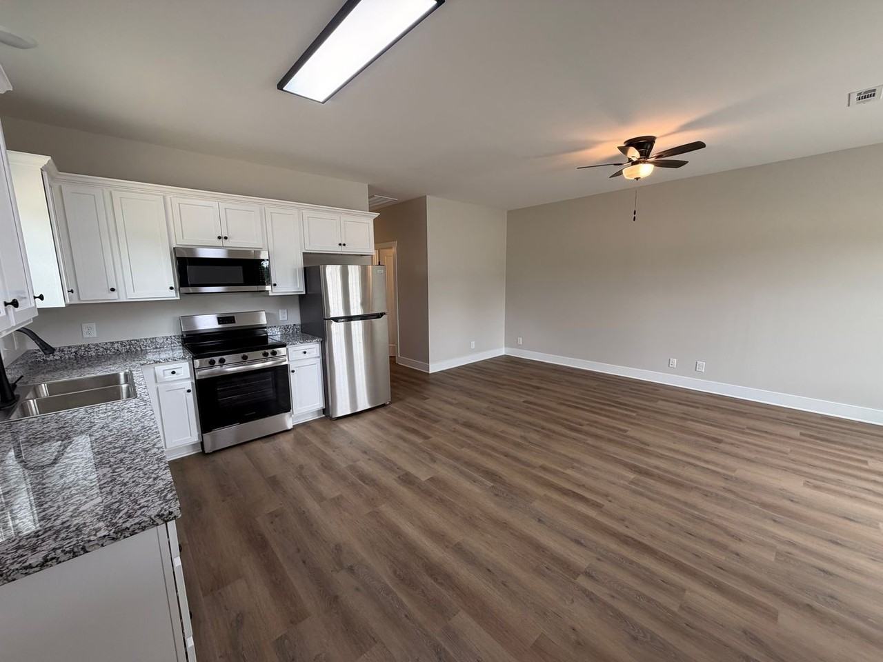 201 Cates St - Photo 2 of 13