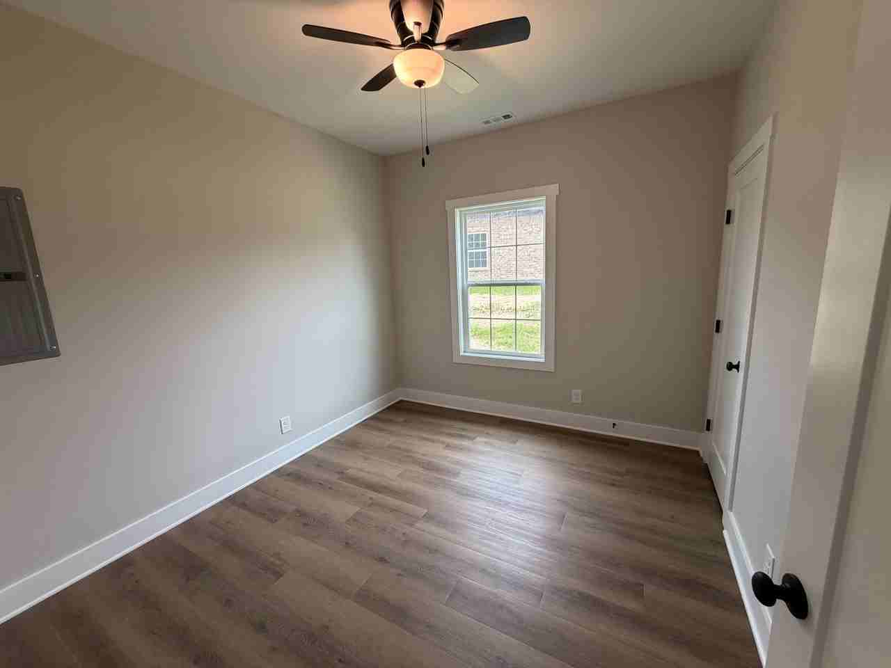 206 Cates St - Photo 4 of 15