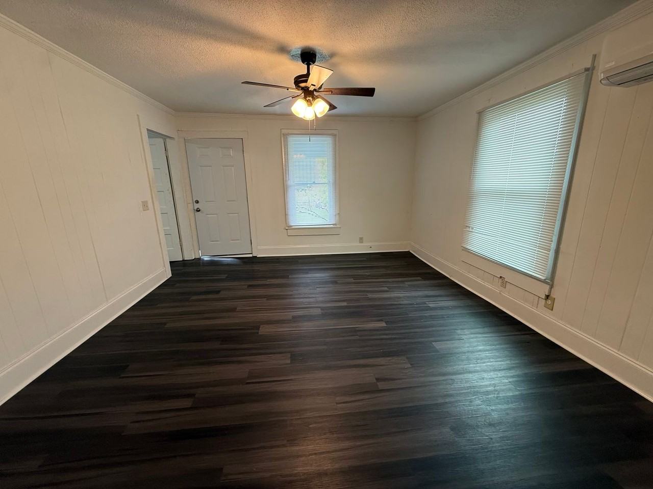 5 Lamar St Nw - Photo 2 of 10