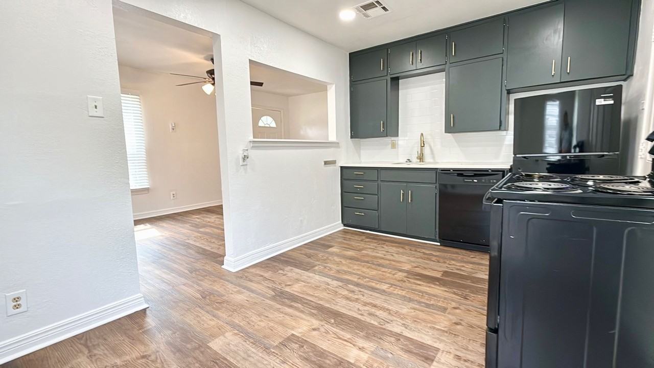 602 Tiffin Ave - Photo 6 of 14