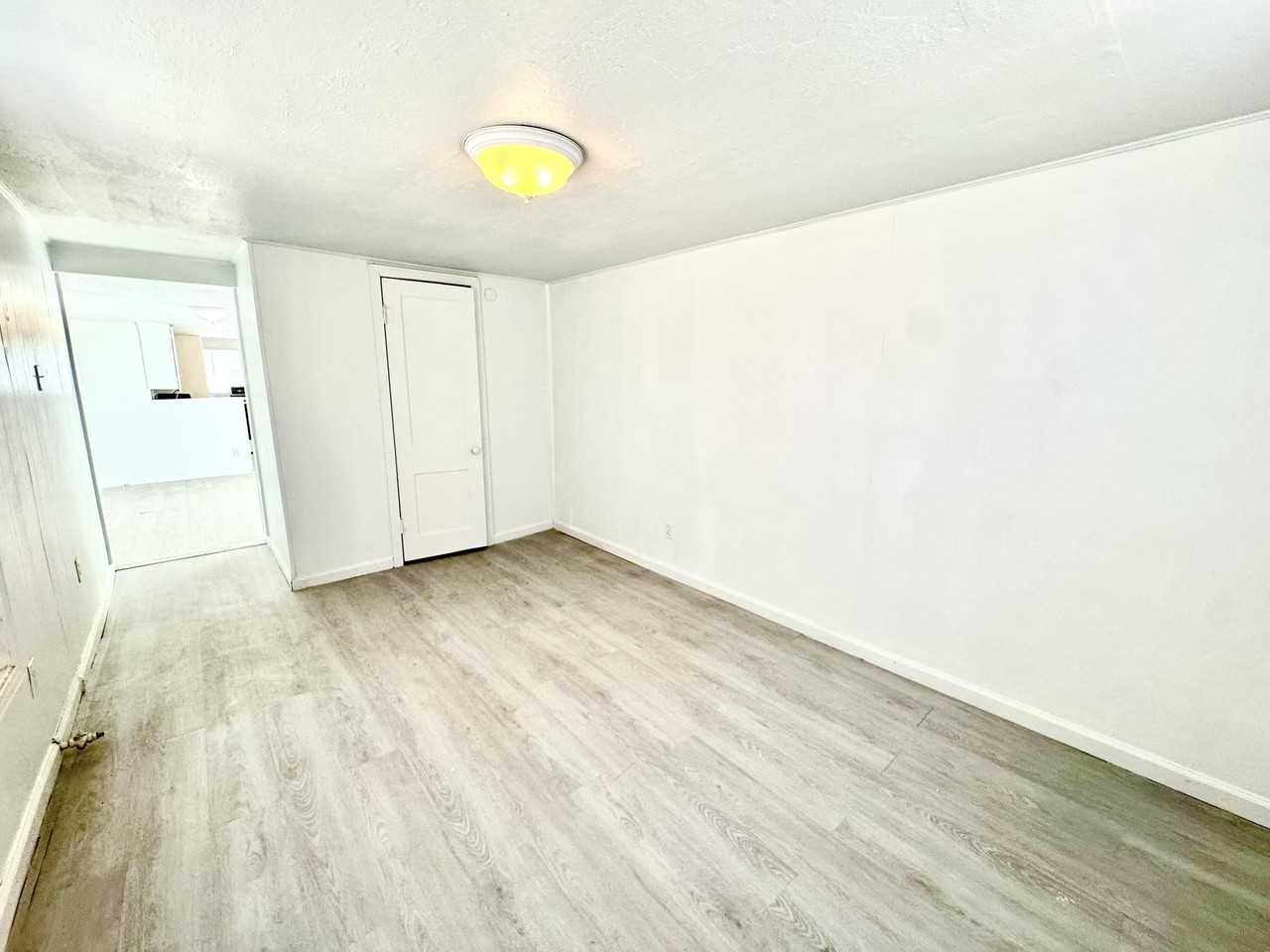 2305 27th St #REAR - Photo 5 of 8