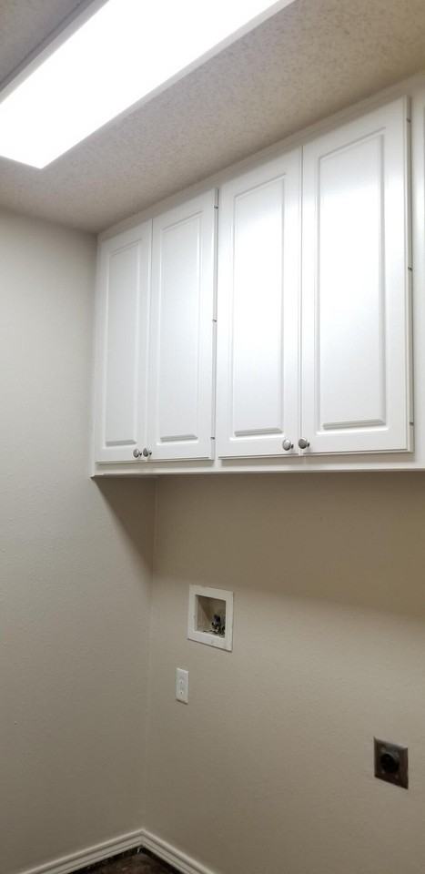 406 N Dover Ave - Photo 3 of 12