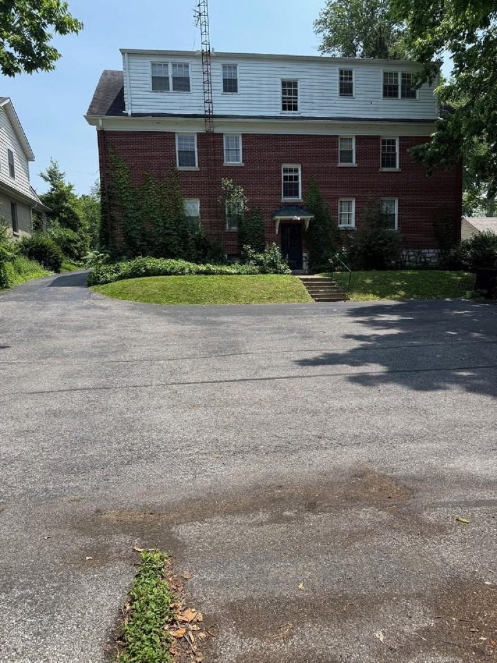 237 Mcdowell Rd #4 - Photo 2 of 19