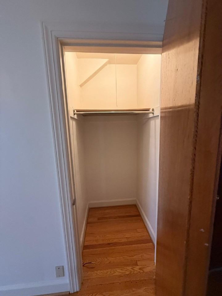 237 Mcdowell Rd #4 - Photo 6 of 19
