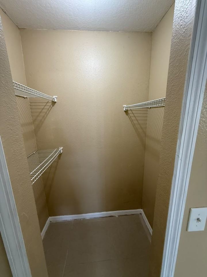 709 Orchid Dr #B - Photo 7 of 30