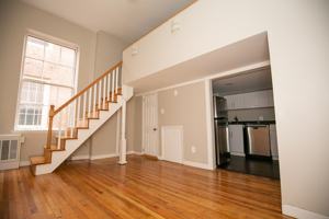 featured image of 927 Pine St #202