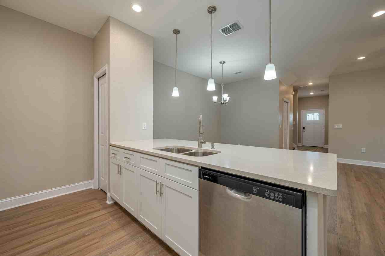 1035 Oak Hammock Dr #1 - Photo 6 of 21