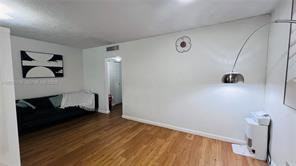 1198 Ne 1st Ct - Photo 6 of 8