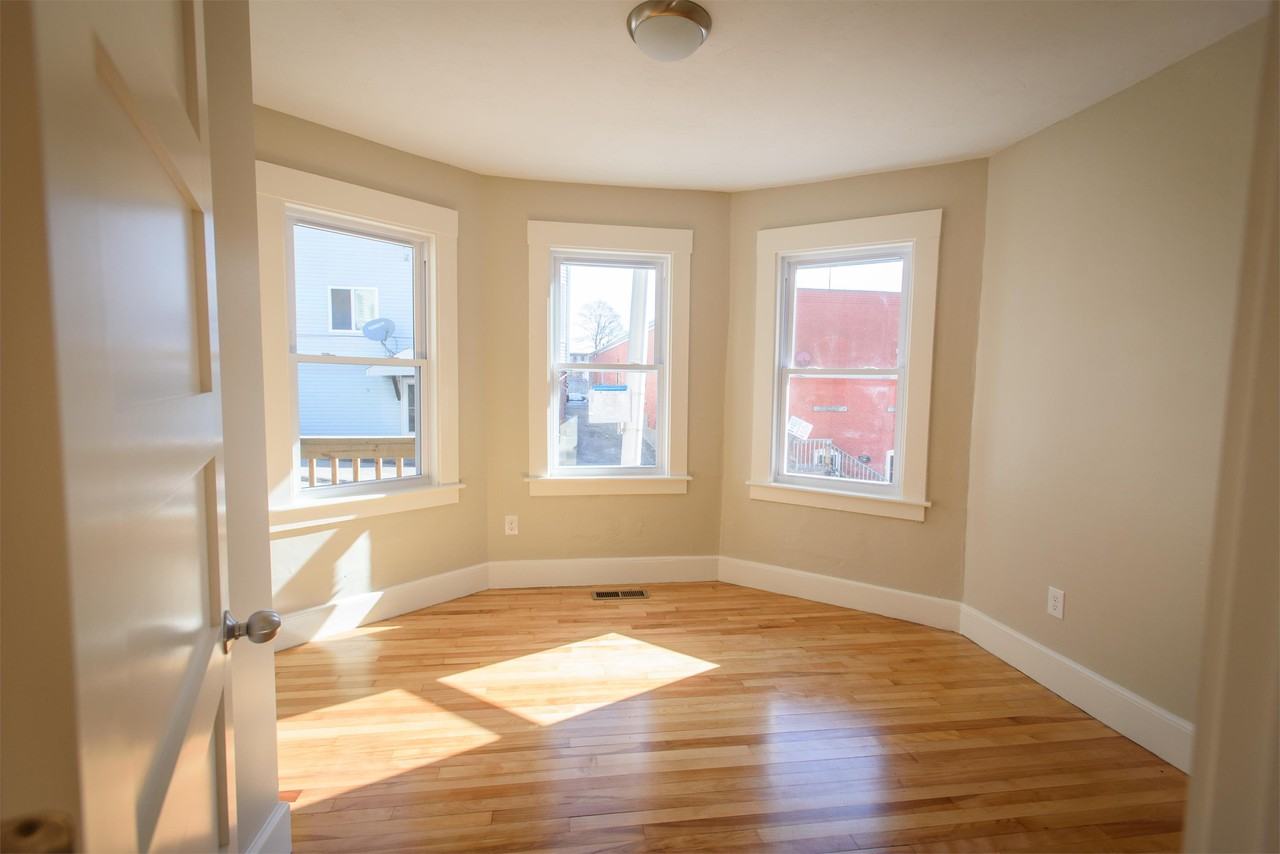 3 Seward St #1 - Photo 5 of 11