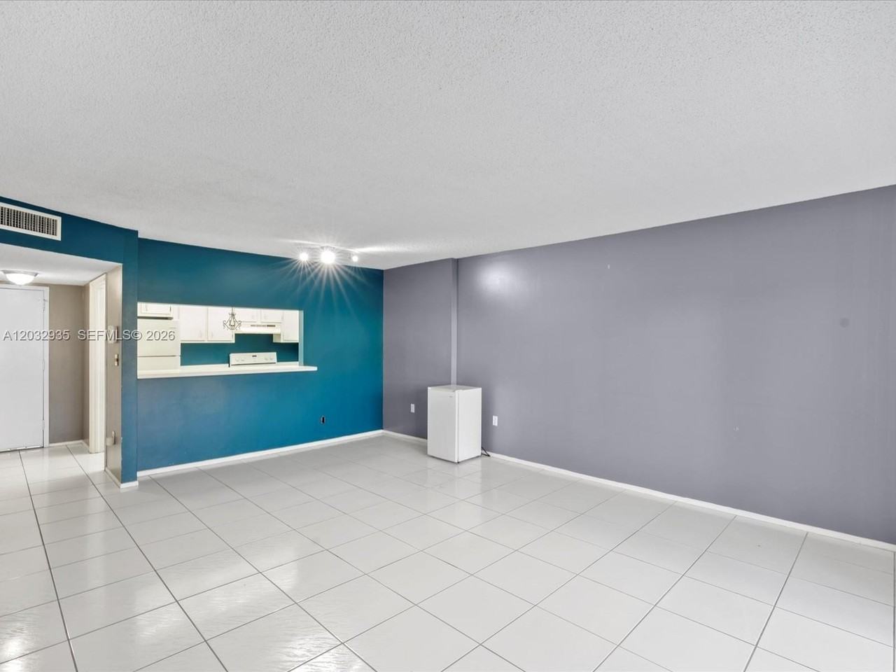 4172 Inverrary Dr #306 - Photo 4 of 17