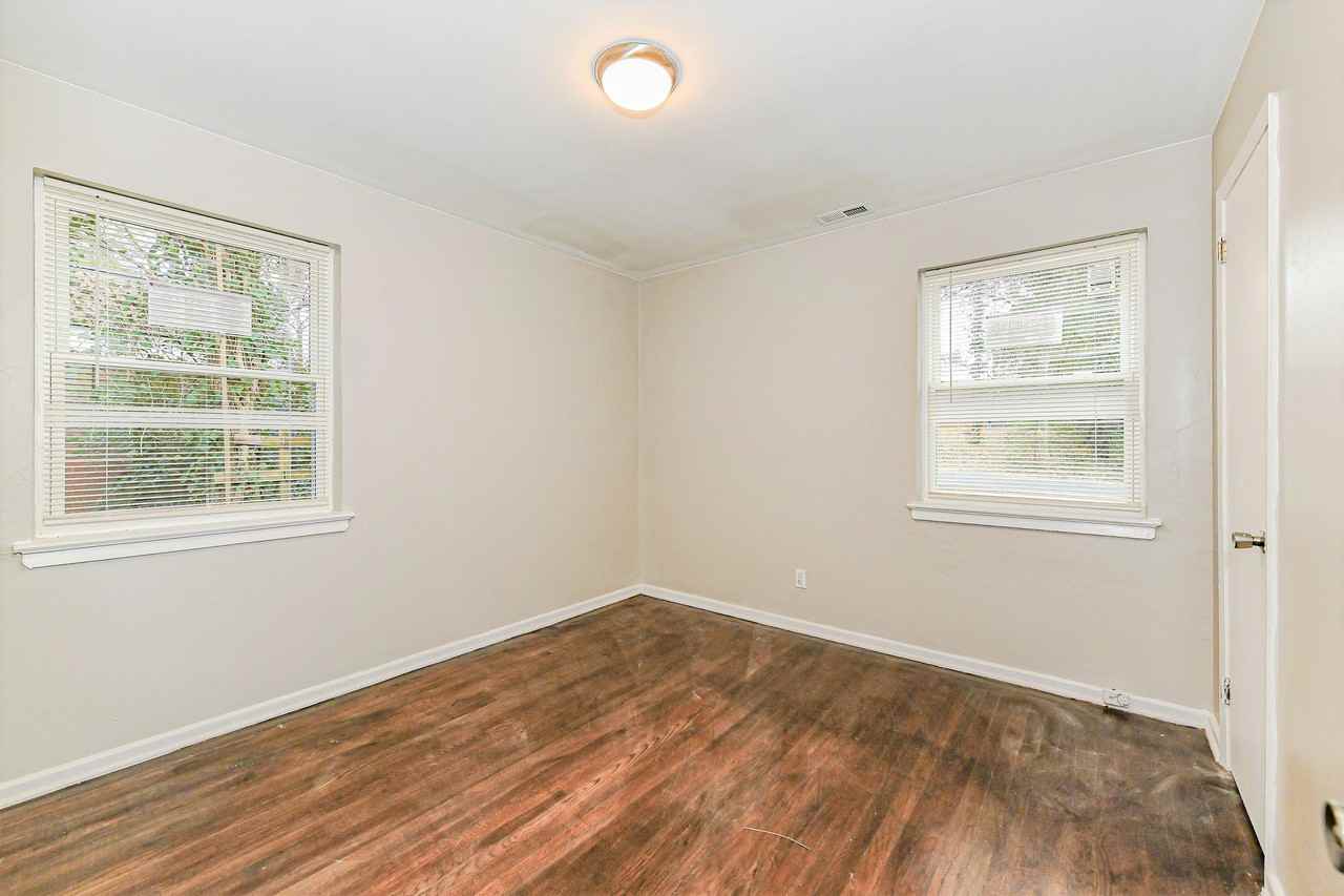 3458 Washburn Ave #1 - Photo 2 of 16