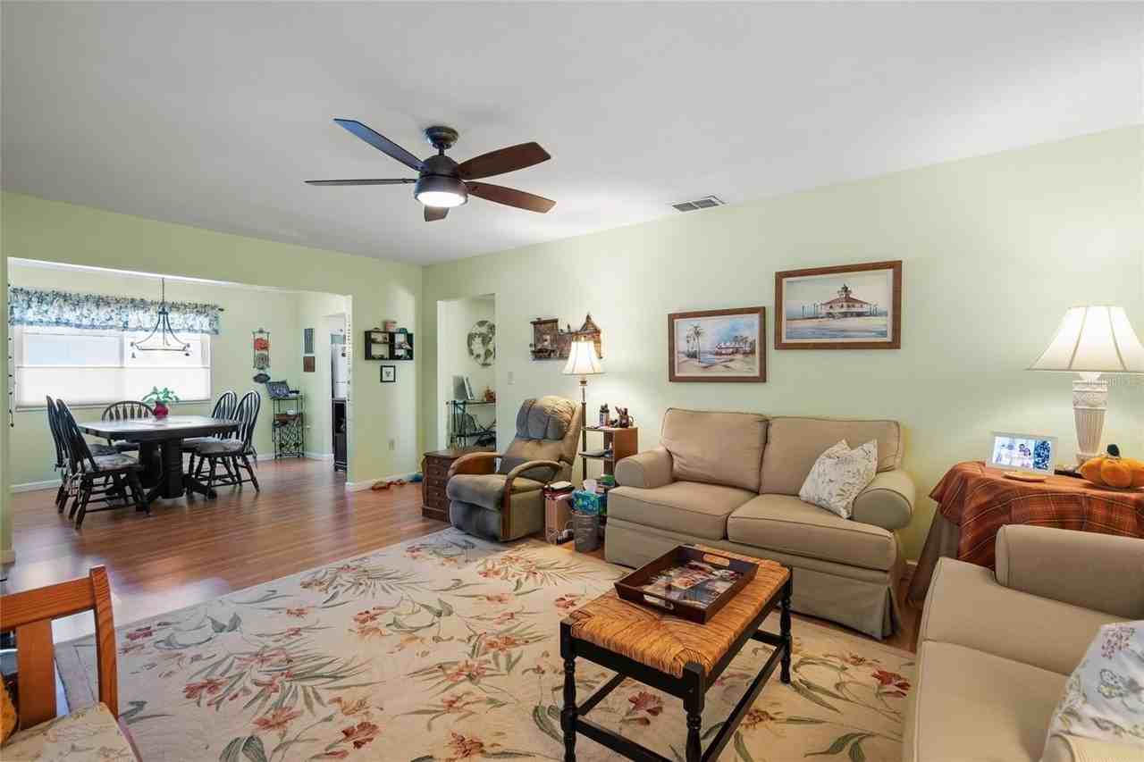 1325 Glen Oaks Dr E #133 - Photo 4 of 40