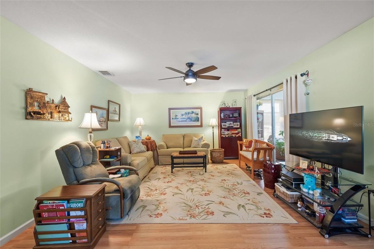 1325 Glen Oaks Dr E #133 - Photo 5 of 40