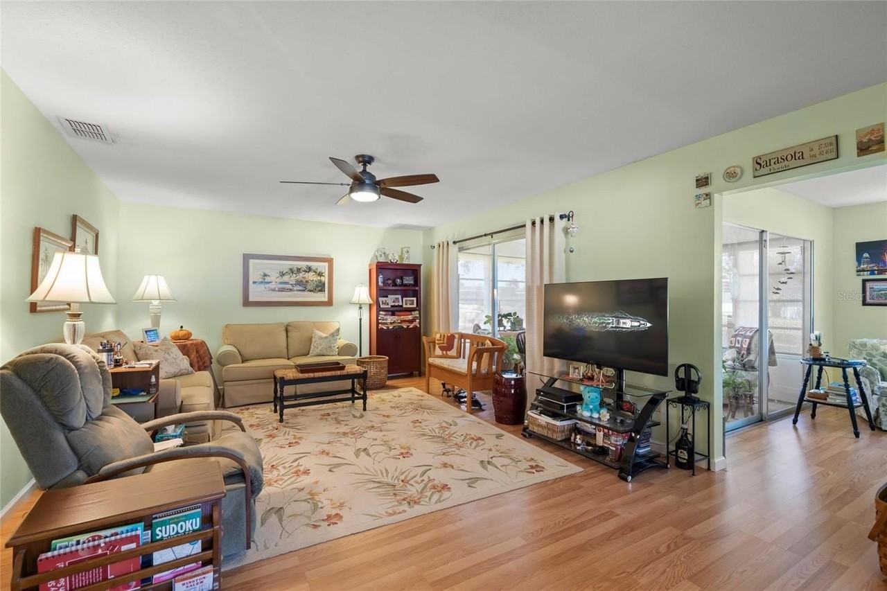 1325 Glen Oaks Dr E #133 - Photo 6 of 40