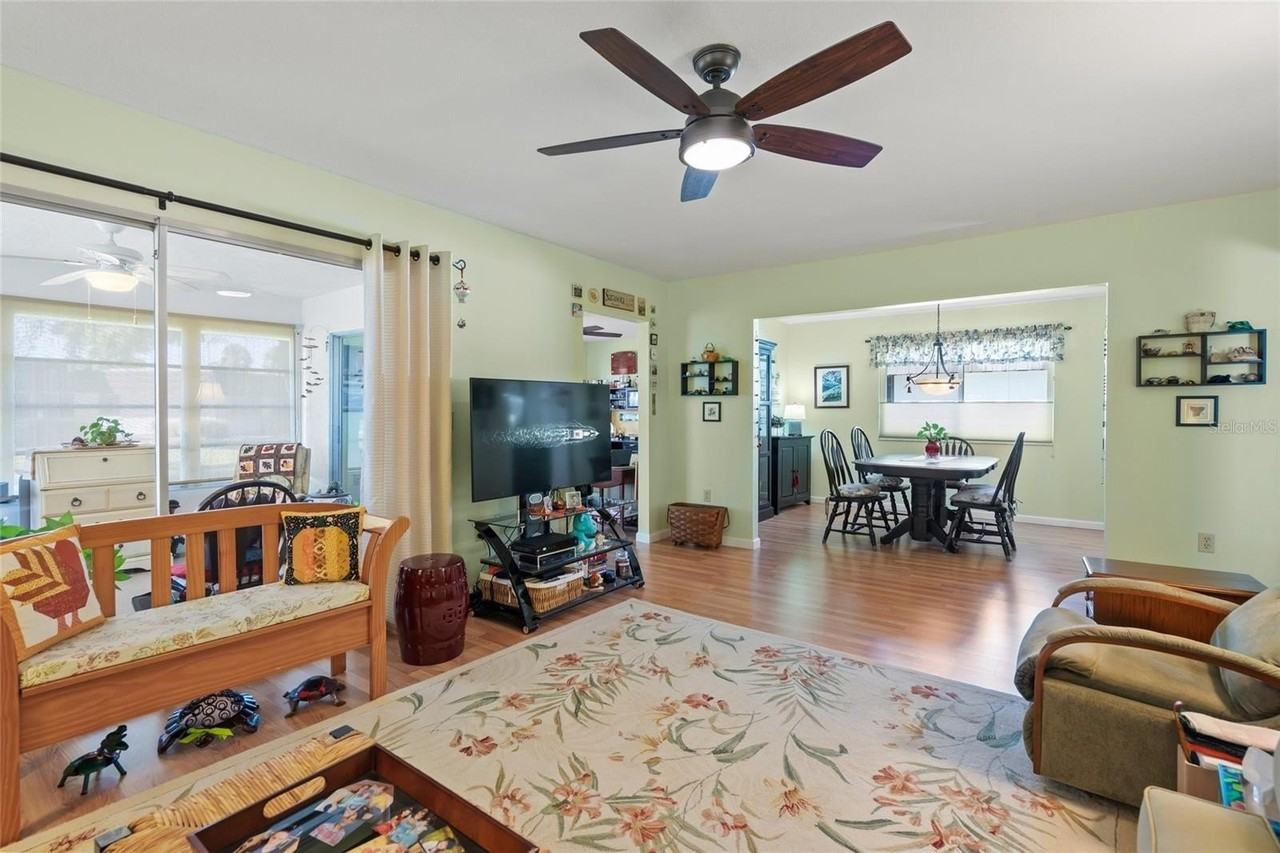 1325 Glen Oaks Dr E #133 - Photo 7 of 40
