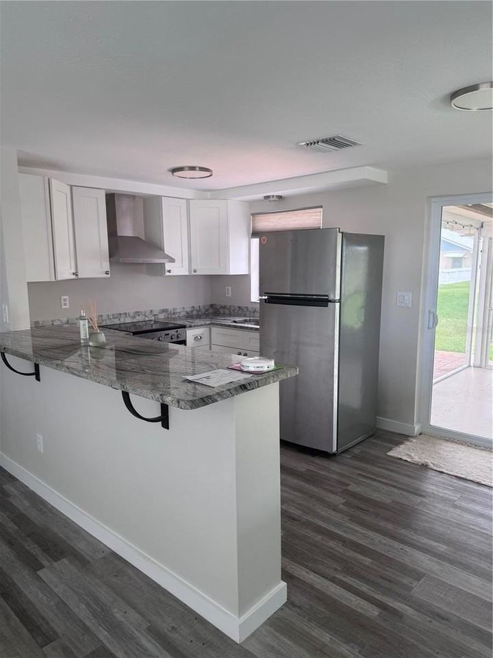 4607 103rd Street Ct W - Photo 2 of 17
