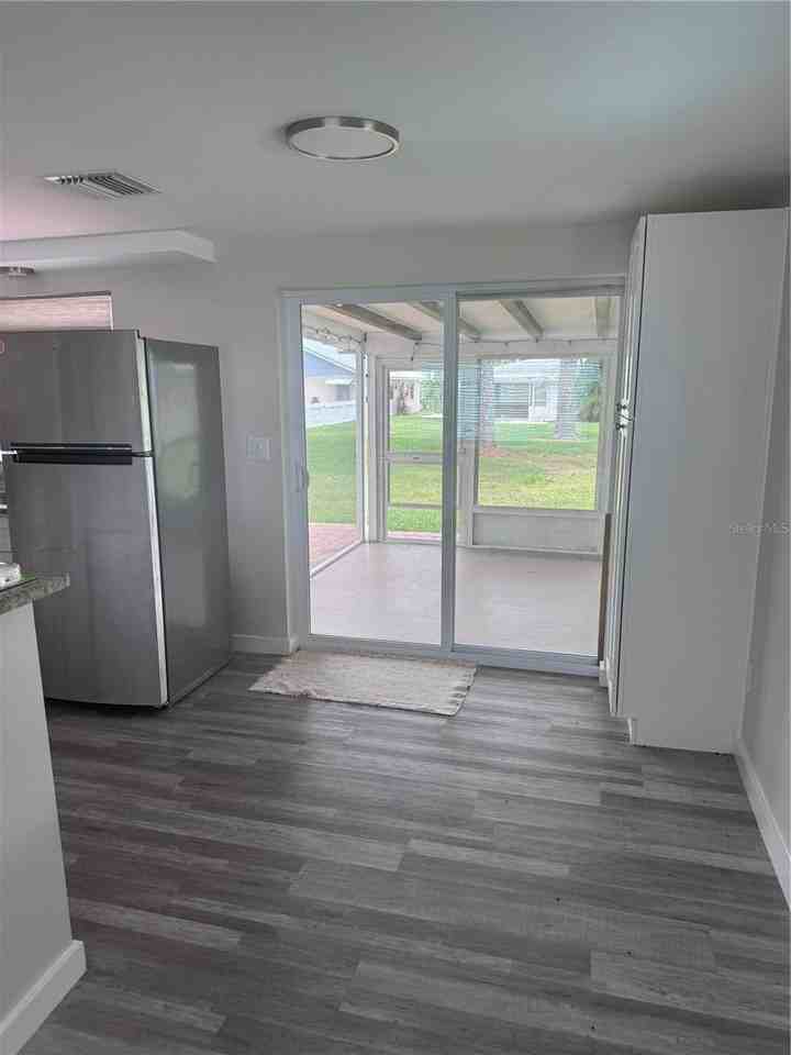 4607 103rd Street Ct W - Photo 4 of 17