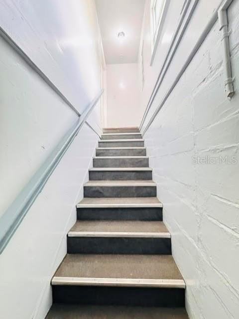 2722 S Sunrise Ct #C - Photo 4 of 16
