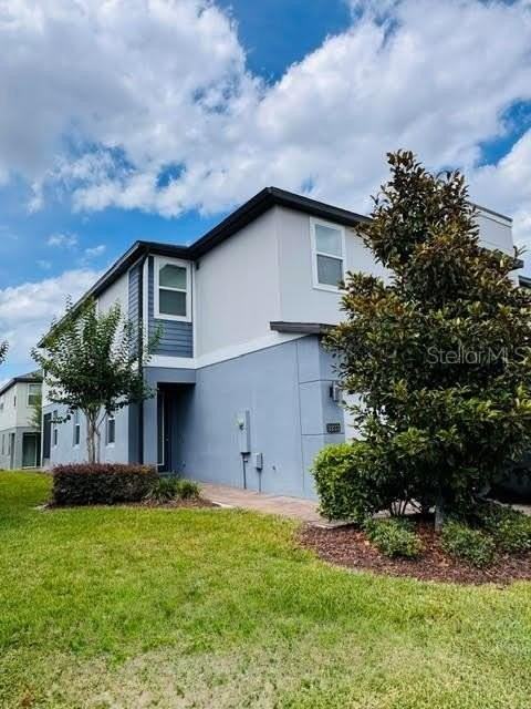 2233 Shadowland Loop - Photo 3 of 44