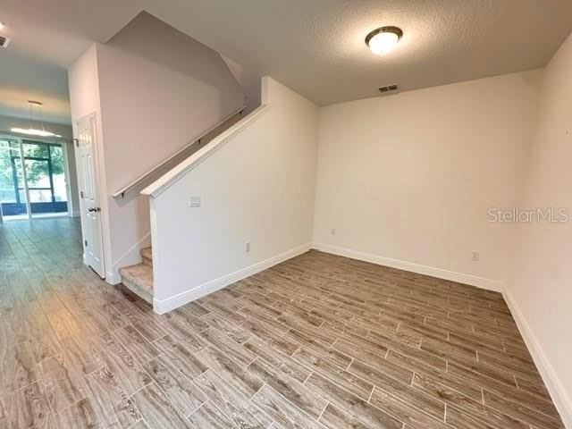 2233 Shadowland Loop - Photo 6 of 44