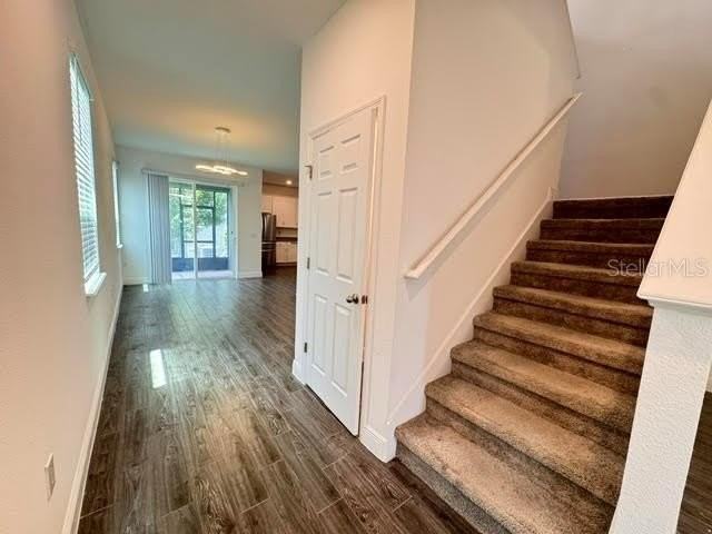 2233 Shadowland Loop - Photo 7 of 44