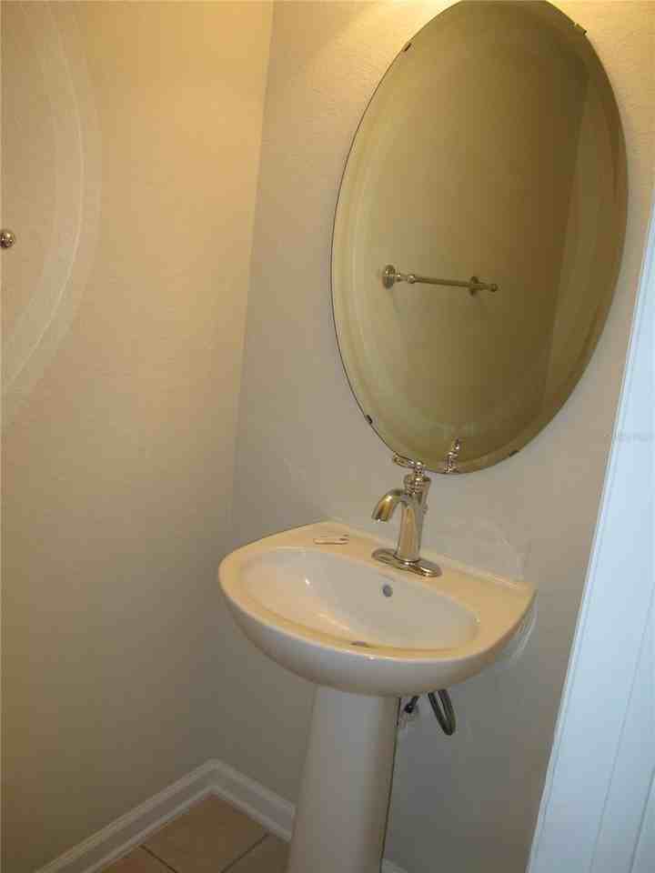 7844 Brofield Ave - Photo 4 of 21