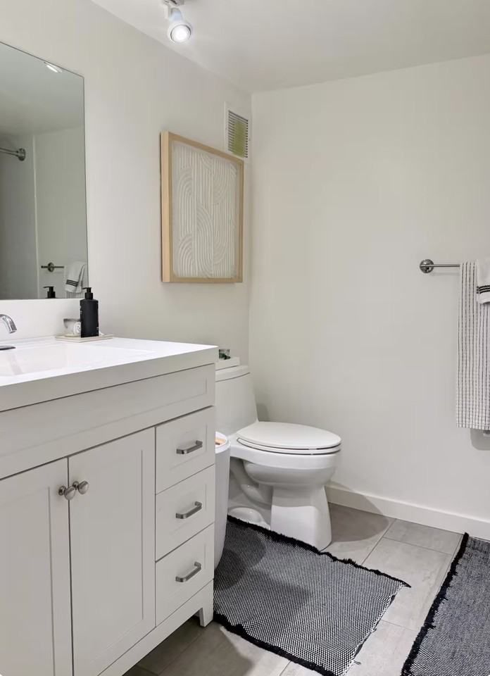 25 E Main St #1 - Photo 7 of 11
