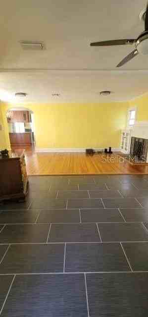 3026 Burlington Ave N - Photo 3 of 15