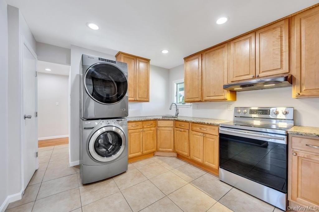 153 Sunrise Ln - Photo 3 of 43