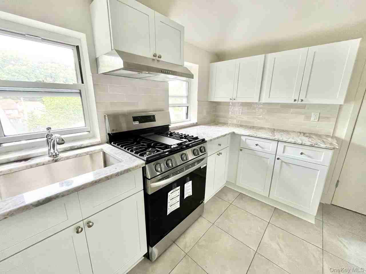5 Winans St - Photo 2 of 10