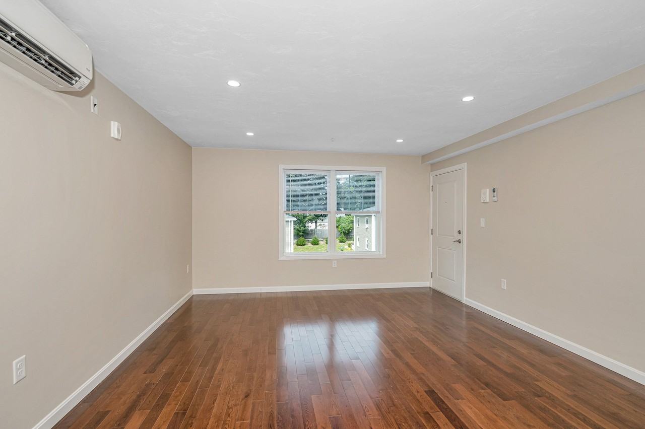 65 Princeton St #331 - Photo 5 of 32