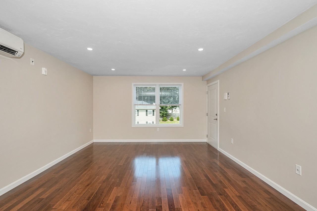 65 Princeton St #331 - Photo 6 of 32
