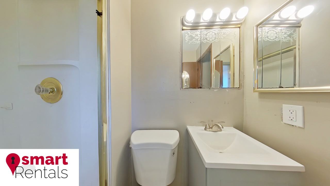 1504 Redman Blvd #1 - Photo 3 of 16