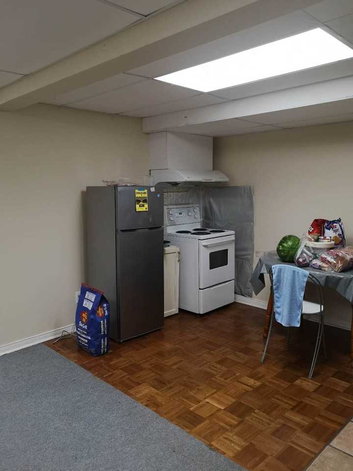 88 Bridlepath Street - Photo 3 of 5
