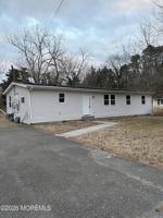 featured image of 105 Floyd Ln